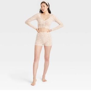 Colsie Pajama Top and Bottoms Pink Leopard Print